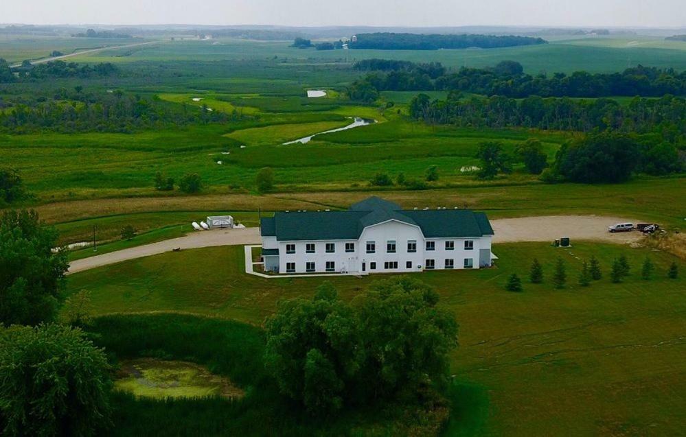Lakes Inn At Dunvilla Kültér fotó